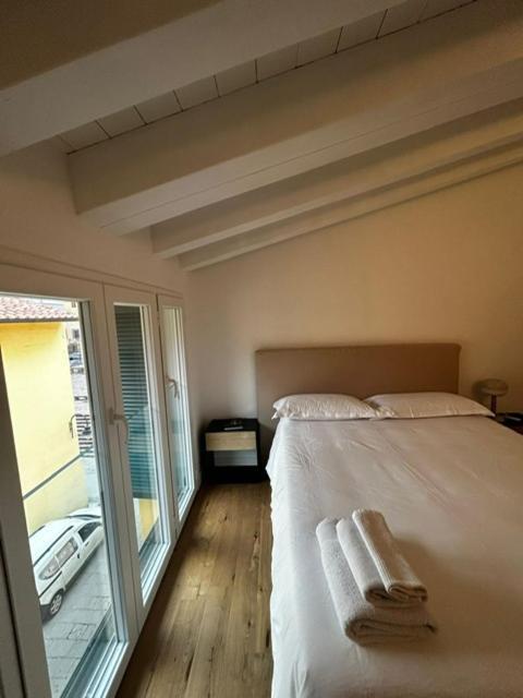 Waterfront Balcony I Grani 5 Resort Grand Suite Livorno Exterior photo