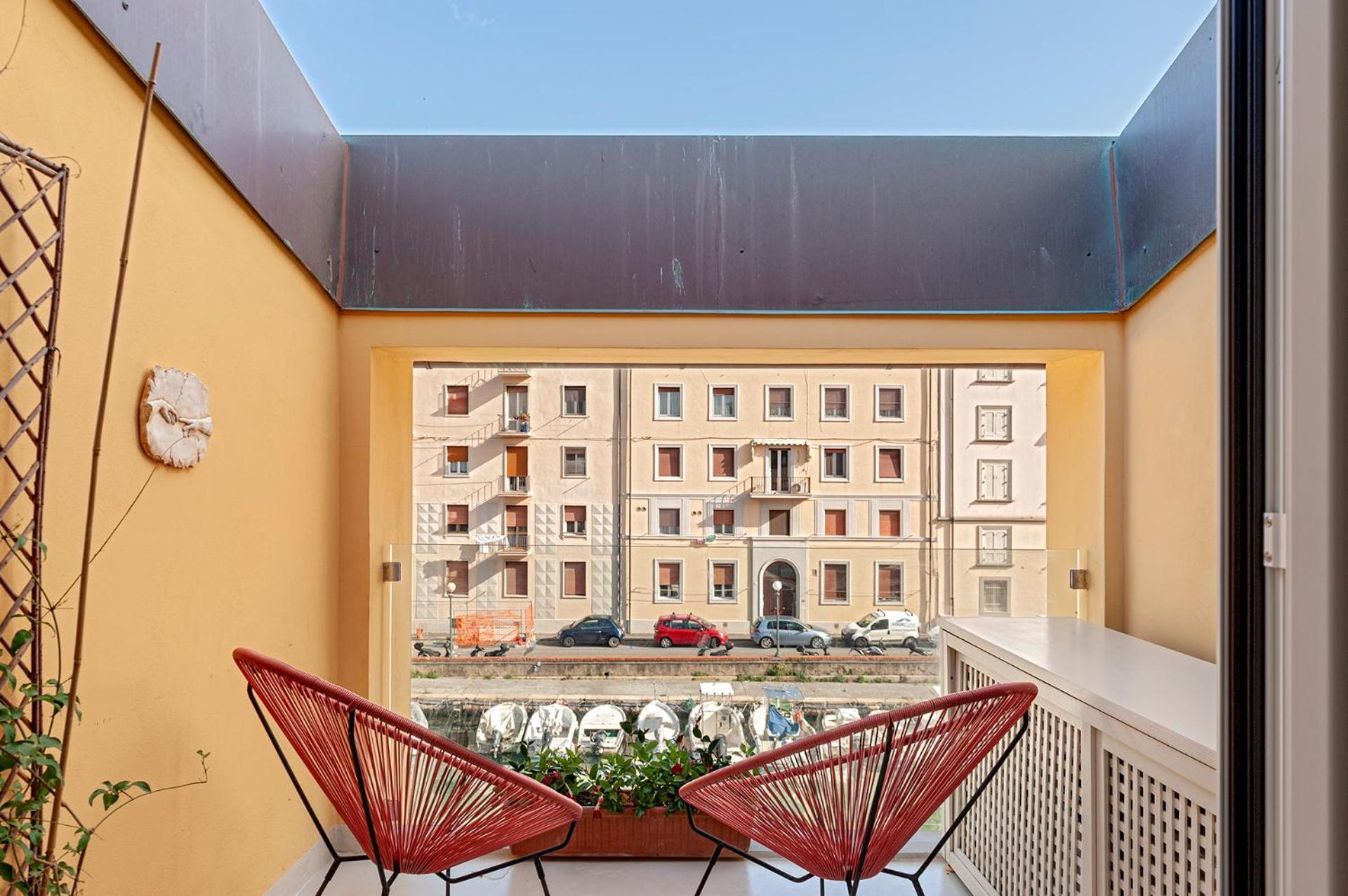 Waterfront Balcony I Grani 5 Resort Grand Suite Livorno Exterior photo